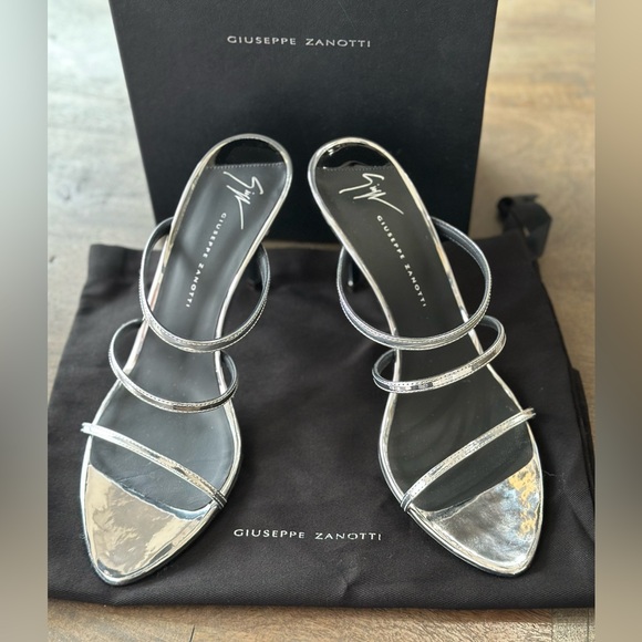 New $795 GIUSEPPE ZANOTTI Silver Padded Strappy Clandestino Heels US 8.5 /38.5EU - Picture 2 of 16